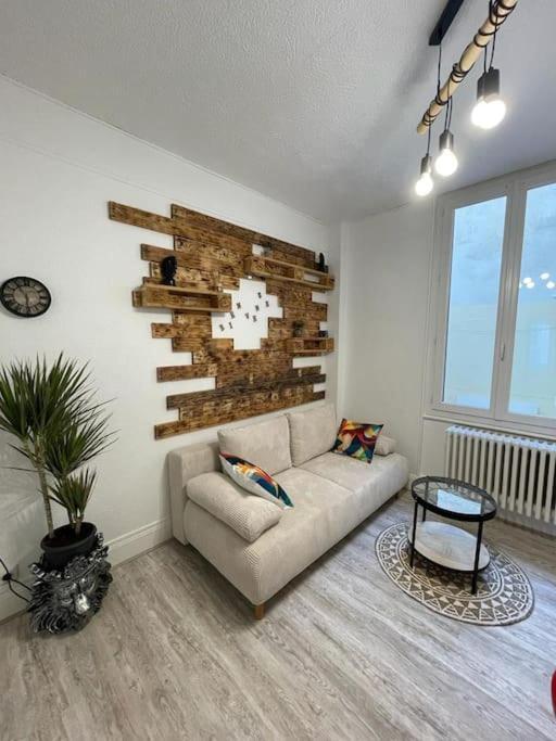 Le Nid Du Phoenix - Proche Thermes & Parcs - Rez De Chaussee Appartement