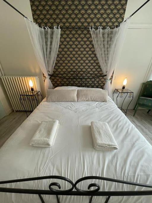Appartement Le Nid Du Phoenix - Proche Thermes & Parcs - Rez De Chaussee